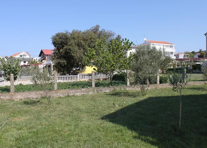 Family-friendly With Swimming Pool Sukosan, Zadar - 3273 アパート *