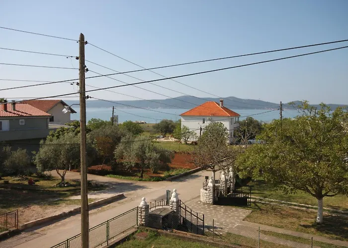 Family-friendly With Swimming Pool Sukosan, Zadar - 3273 Apartment Sukosan