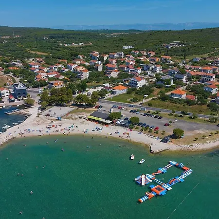 Apartment Family Friendly Seaside Sukosan, Zadar - 3273 Sukosan